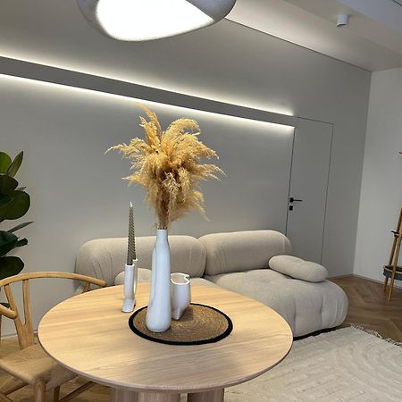 Other Apartments イヴァーノ＝フランキーウシク エクステリア 写真